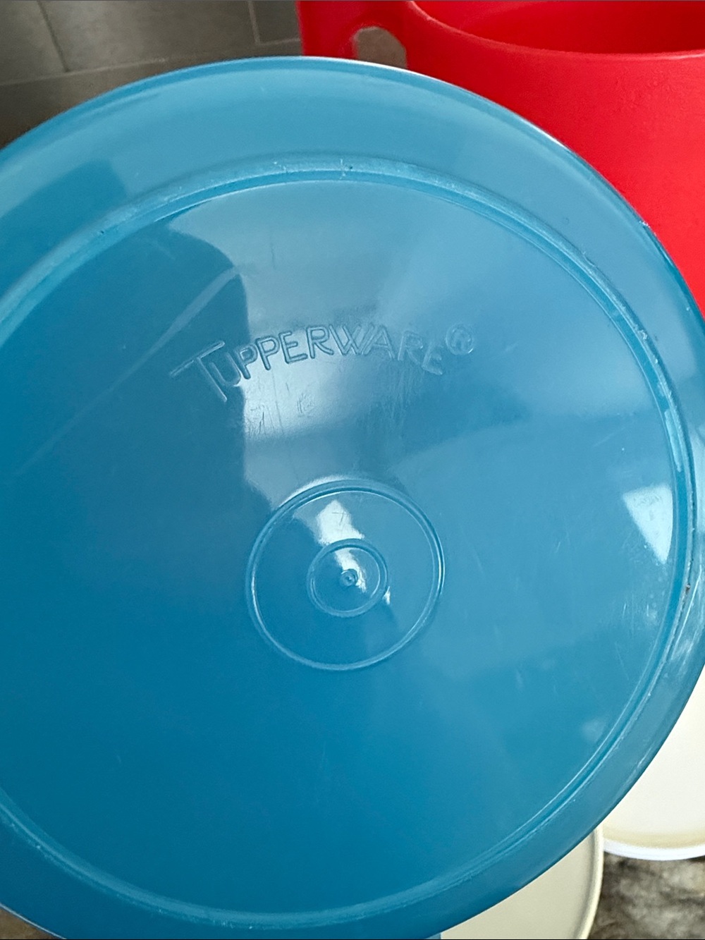 Tupperware Juice Container Bundle - Picture 5 of 6